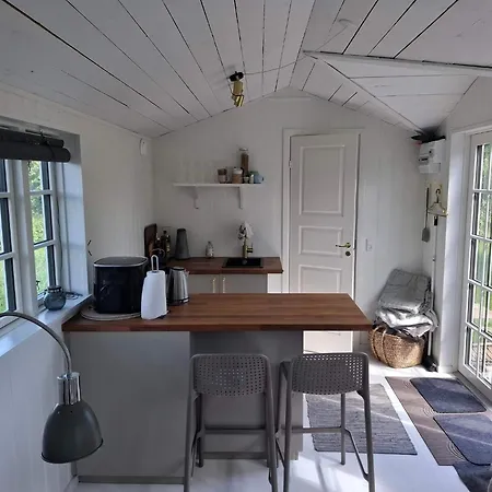 Vakantiehuis Lolland Hideaway Near Coastal Fishing Dannemare