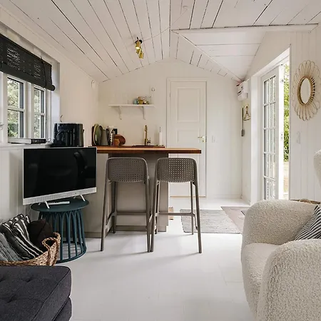 Feriehus Lolland Hideaway Near Coastal Fishing
