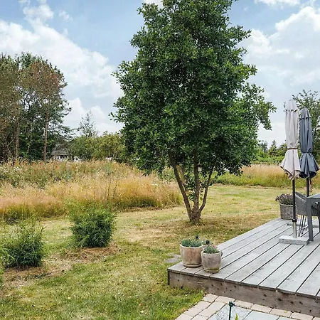 Lolland Hideaway Near Coastal Fishing Feriehus